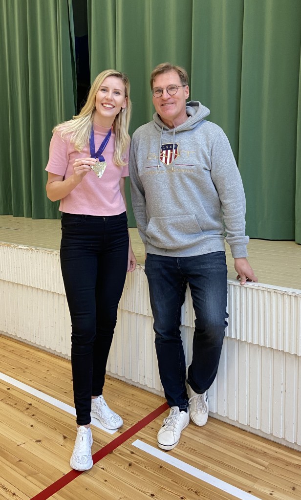 Kristiina Mäkelä vieraili Kuivannon alaasteella
